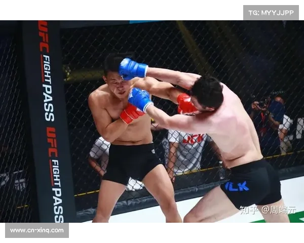 米奇·拉波索克凭借顽强拼搏战胜超重对手 蝇量级新秀态度获赞