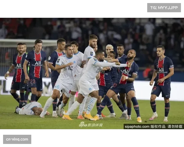 巴黎圣日耳曼举办“反对球场歧视”主题球迷活动日